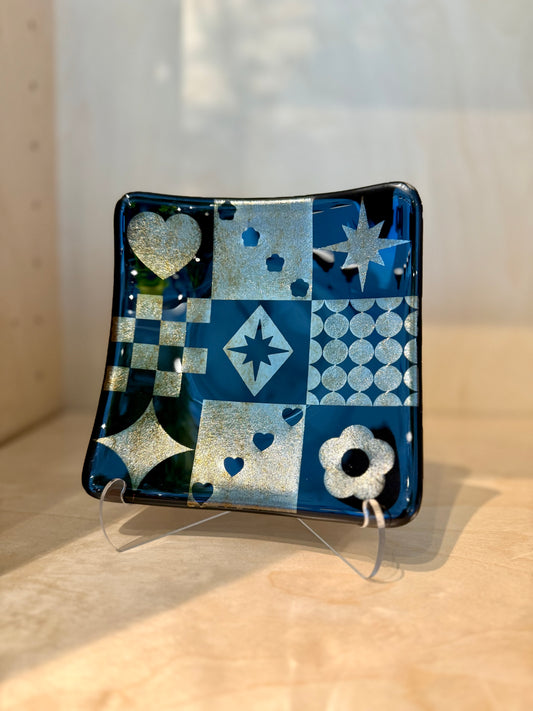 Fused 6” Square Dish in Sandblasted Black & Gold