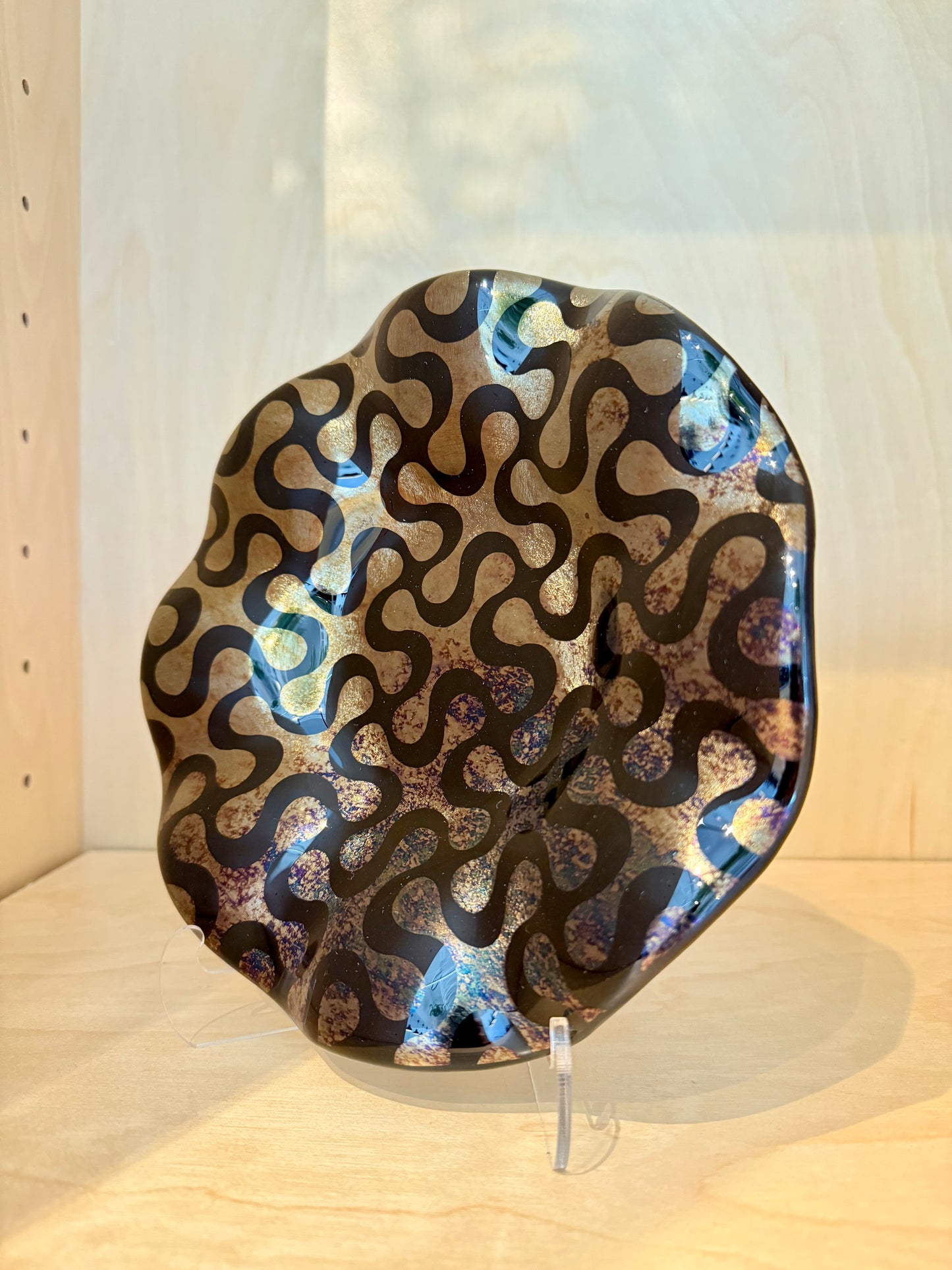 Fused 8.25” Scalloped Bowl in Sandblasted Black & Gold