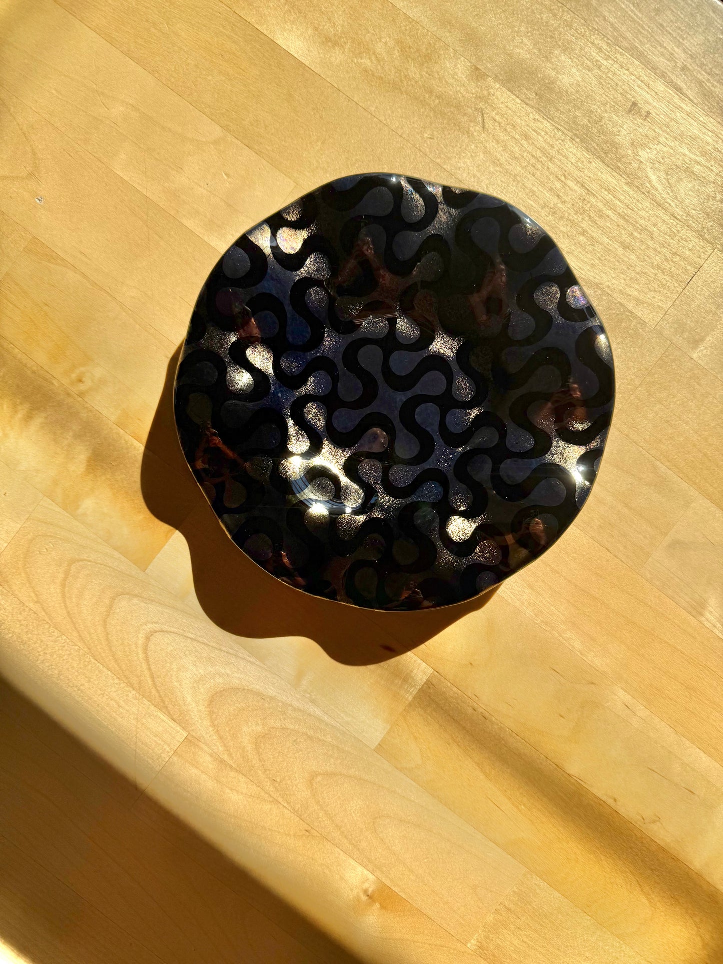 Fused 8.25” Scalloped Bowl in Sandblasted Black & Gold