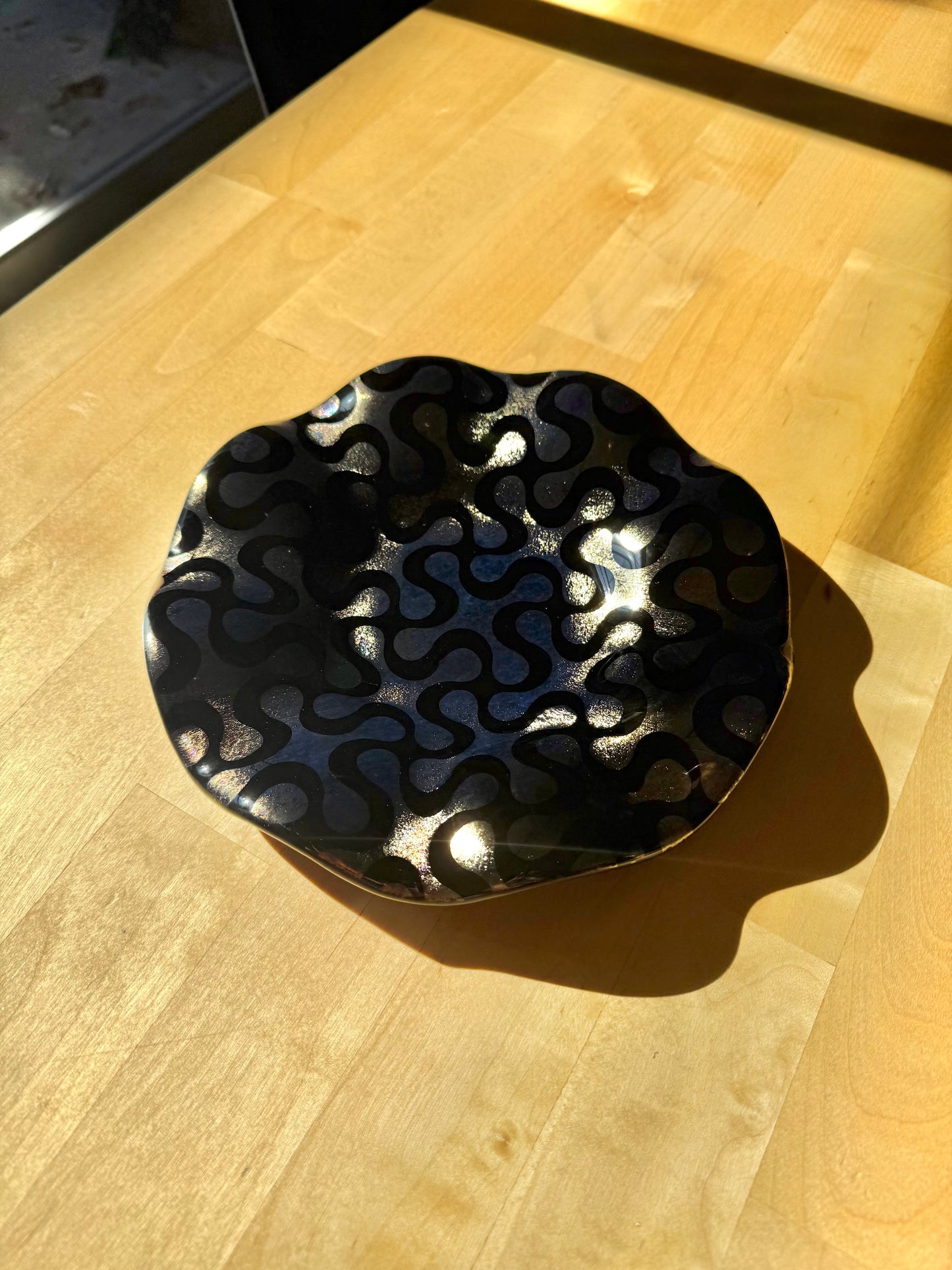 Fused 8.25” Scalloped Bowl in Sandblasted Black & Gold